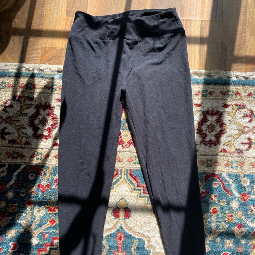 LuLaRoe Solid Black OS Leggings